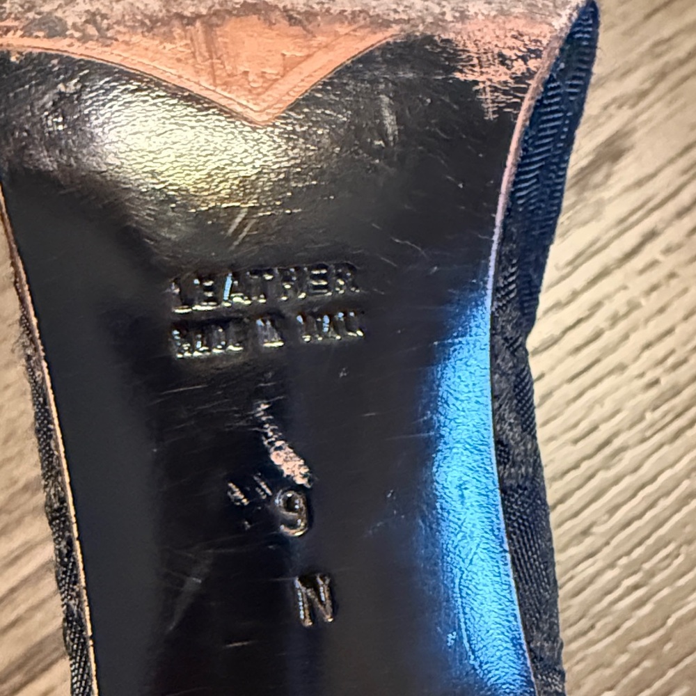 Authentic Saint Laurent classic black lace  Pointed-Toe Pumps - Picture 4 of 6